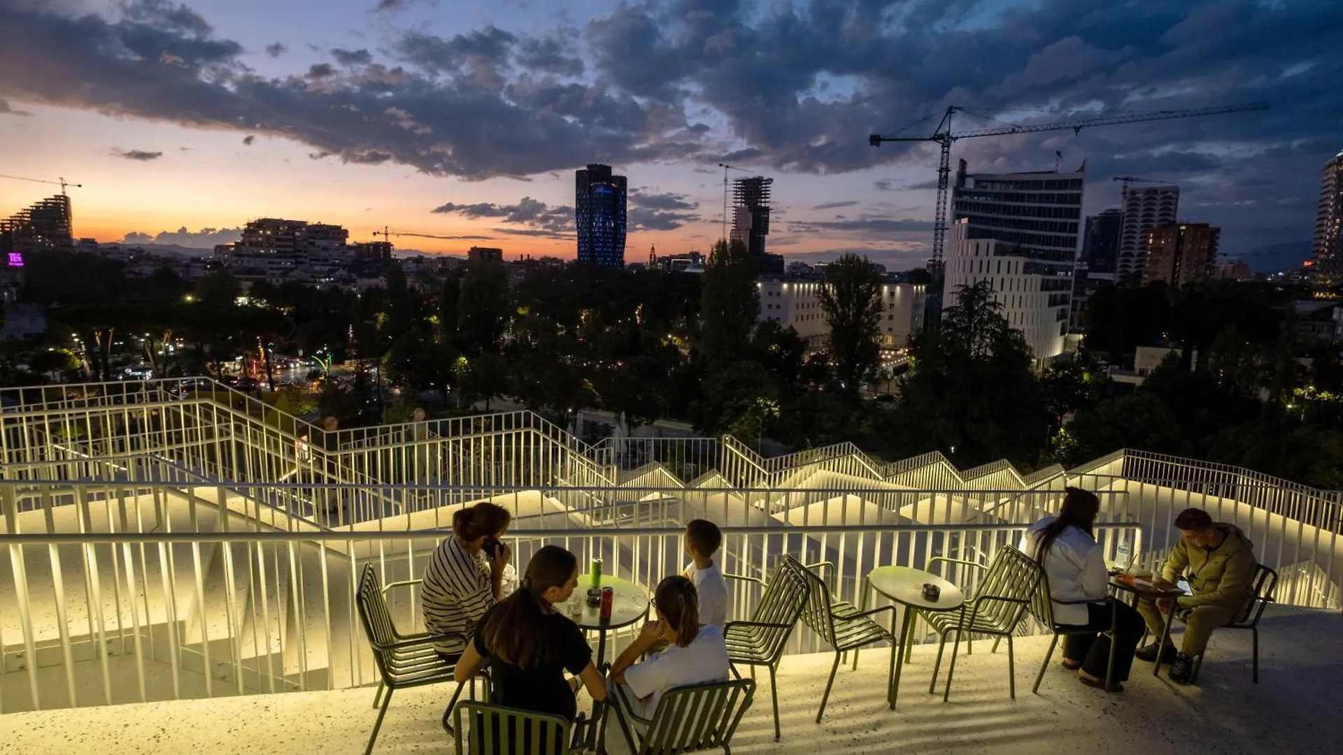 Art'Appart Sunset - Tirana City Center Διαμέρισμα